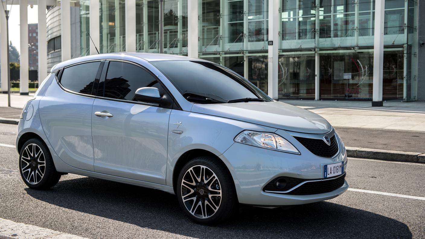 Solo una Ypsilon venduta in Svizzera a dicembre e 83 nel 2016
