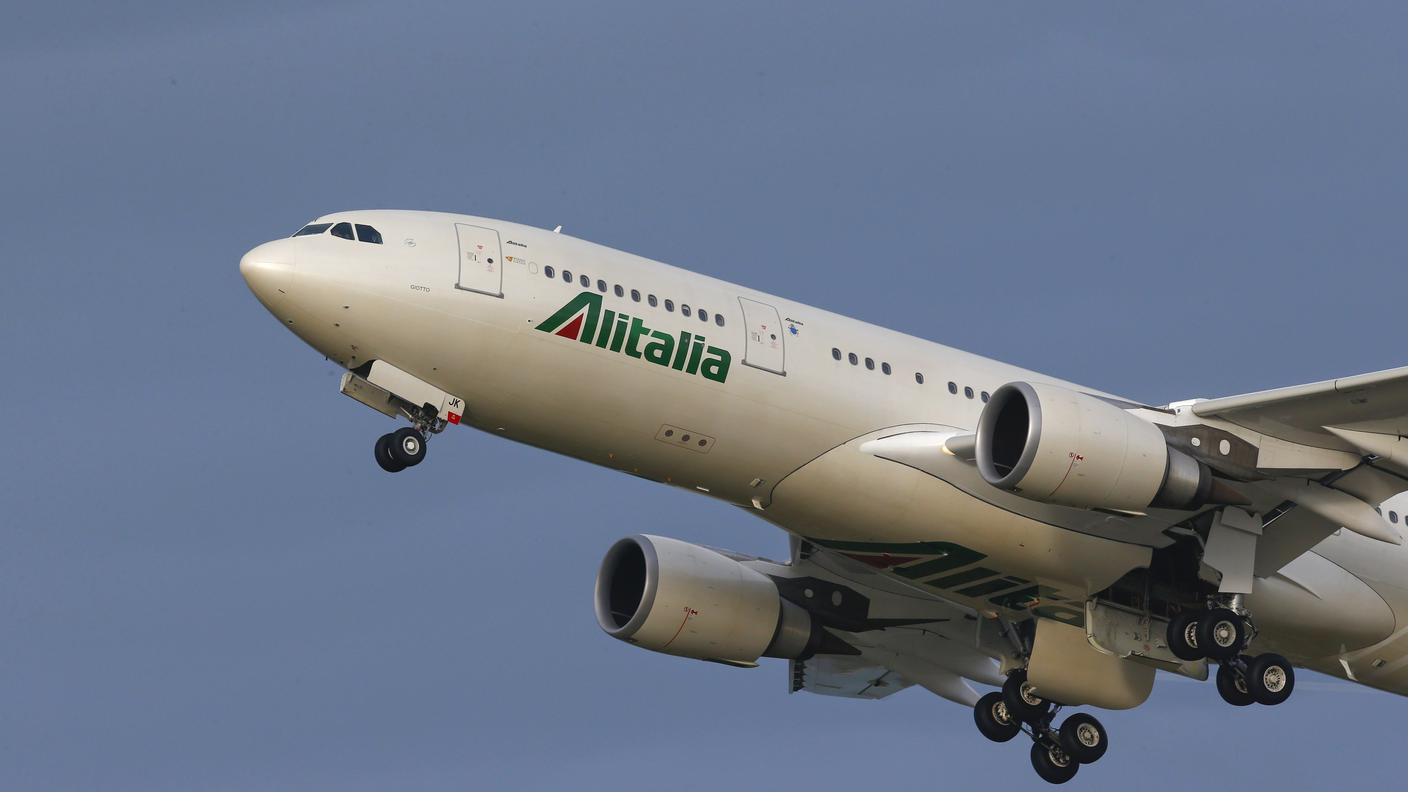 Alitalia non riesce a decollare, a oltre due anni dall'accordo con Etihad