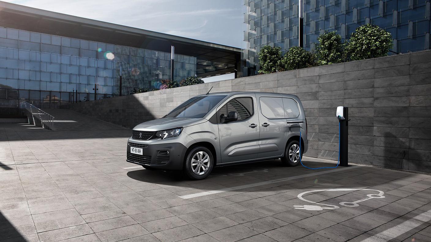 Tra i veicoli utilitari ecologici figura certamente il Peugeot e-Partner Peugeot Media Center.jpg