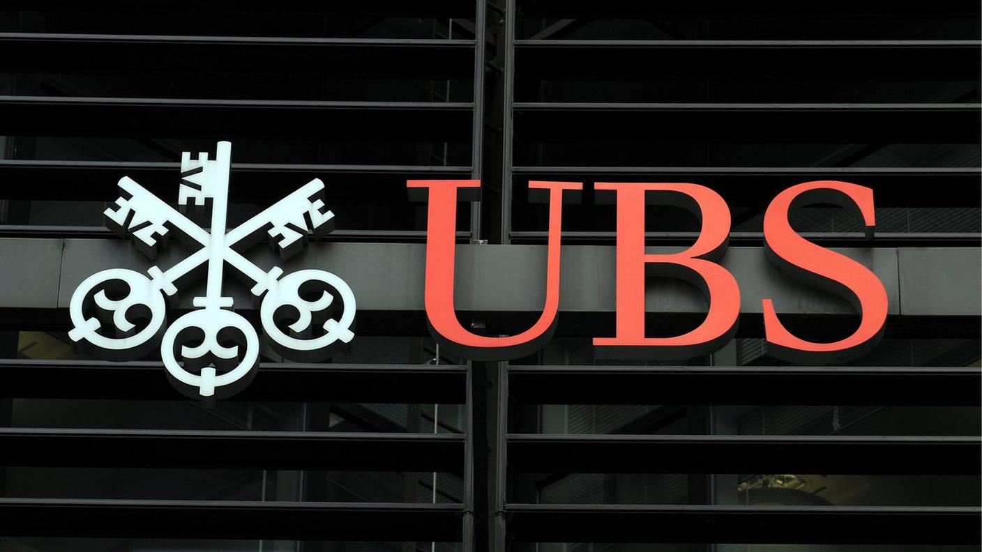 Il logo di UBS a Londra