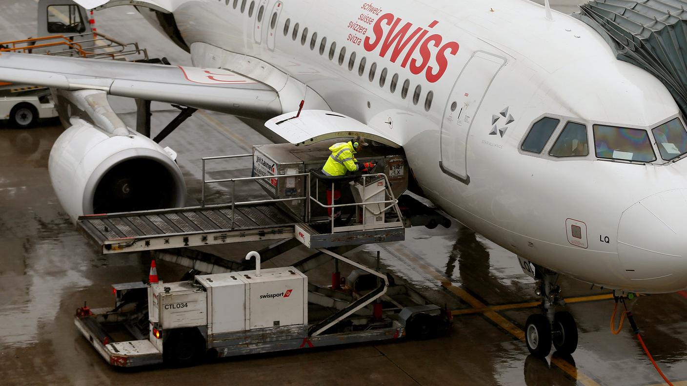 Rilevante l'aumento del numero di merci e passeggeri trasportati a luglio da Swiss