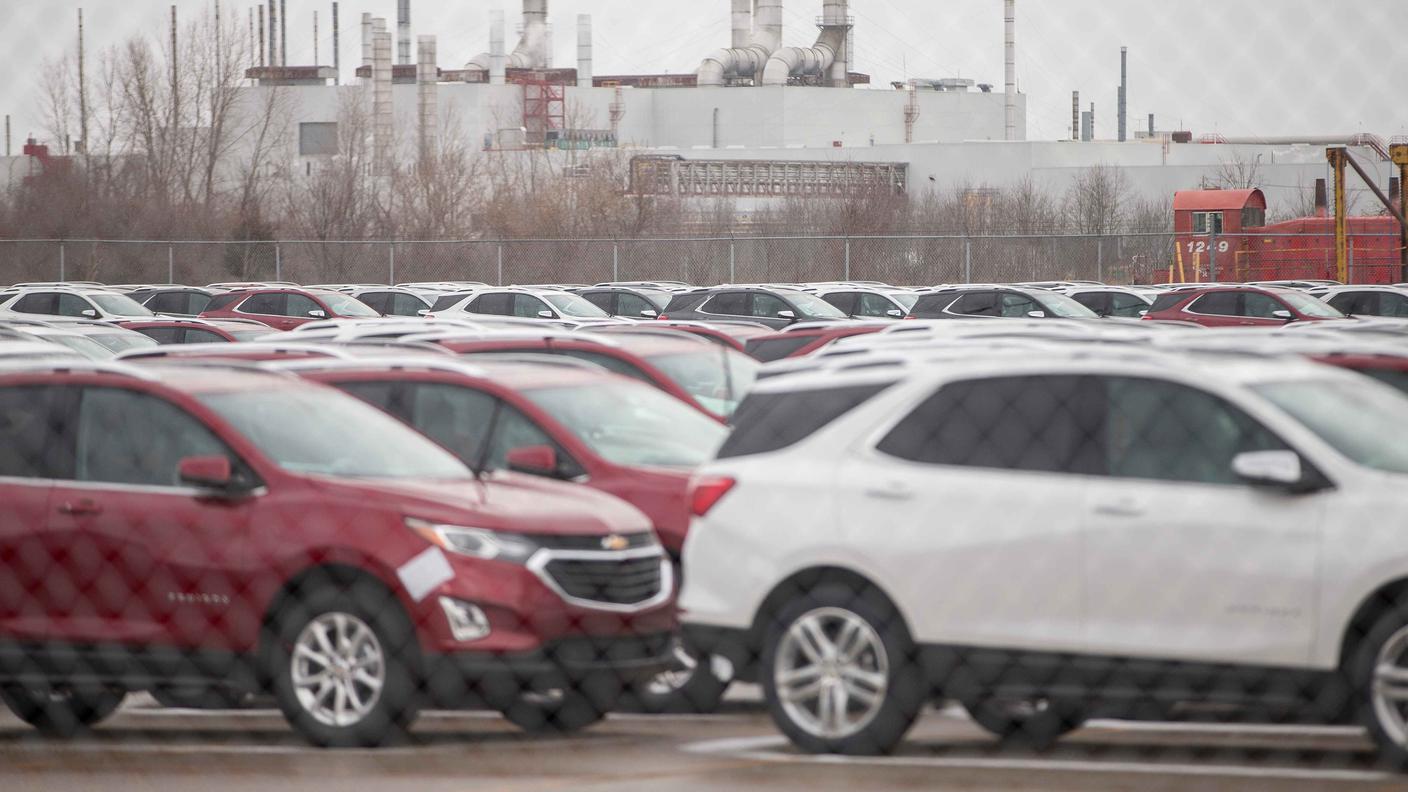 Chevrolet Equinox e GMC Terrain nuove fuori da una fabbrica GM canadese