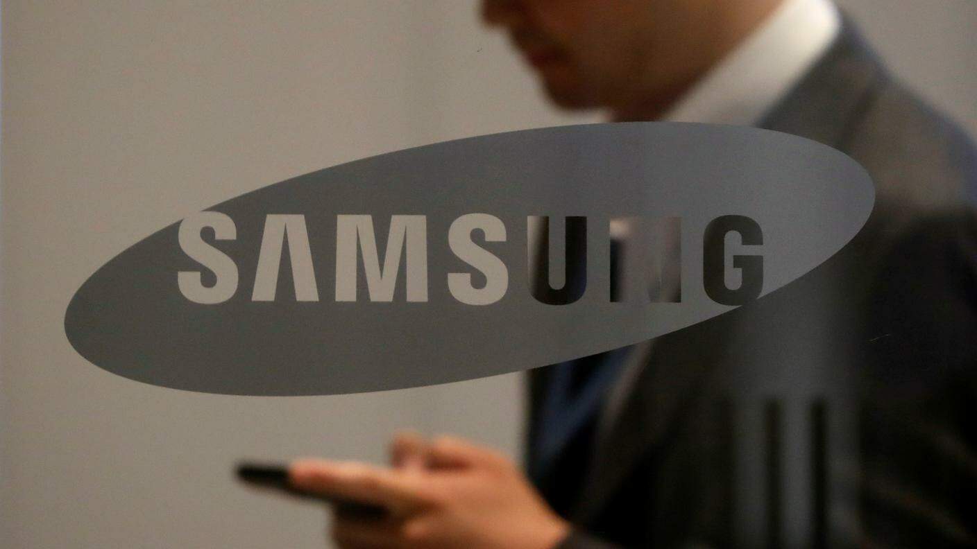 Vanno a gonfie vele gli affari per Samsung, leader mondiale nella produzione di smartphone