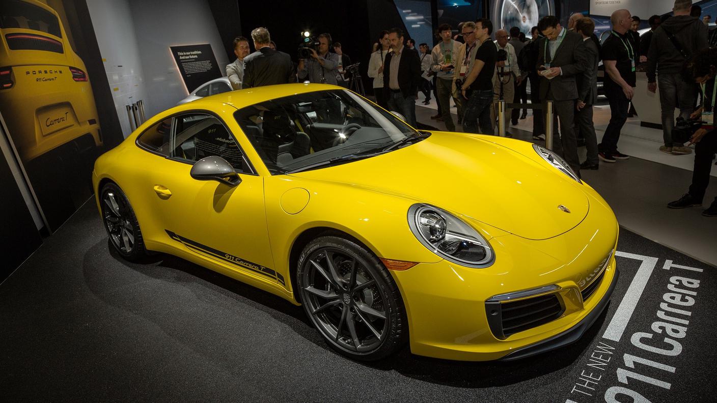 La grintosa Porsche 911 Carrera T, al debutto in California
