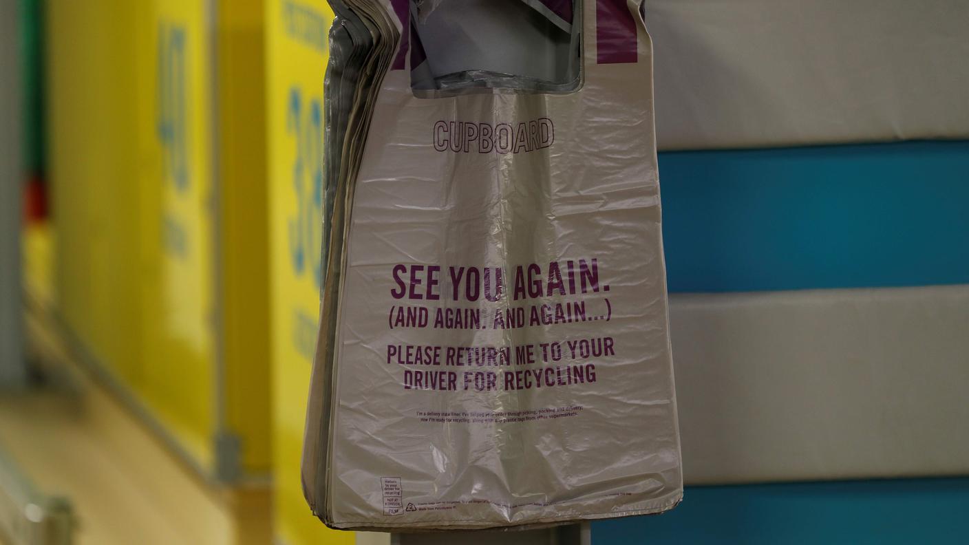 Il Cile è andato oltre contro i sacchetti di plastica e ne ha vietato del tutto l'uso