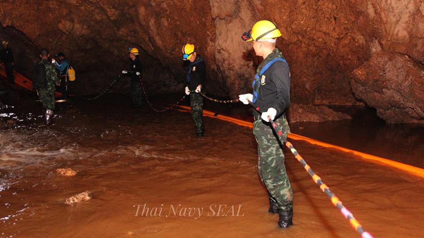 Un soccorritore è morto nella caverna allagata