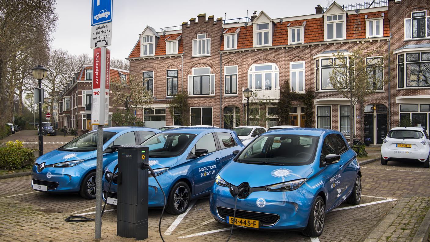 Brusco calo delle vendite di auto elettriche in Europa