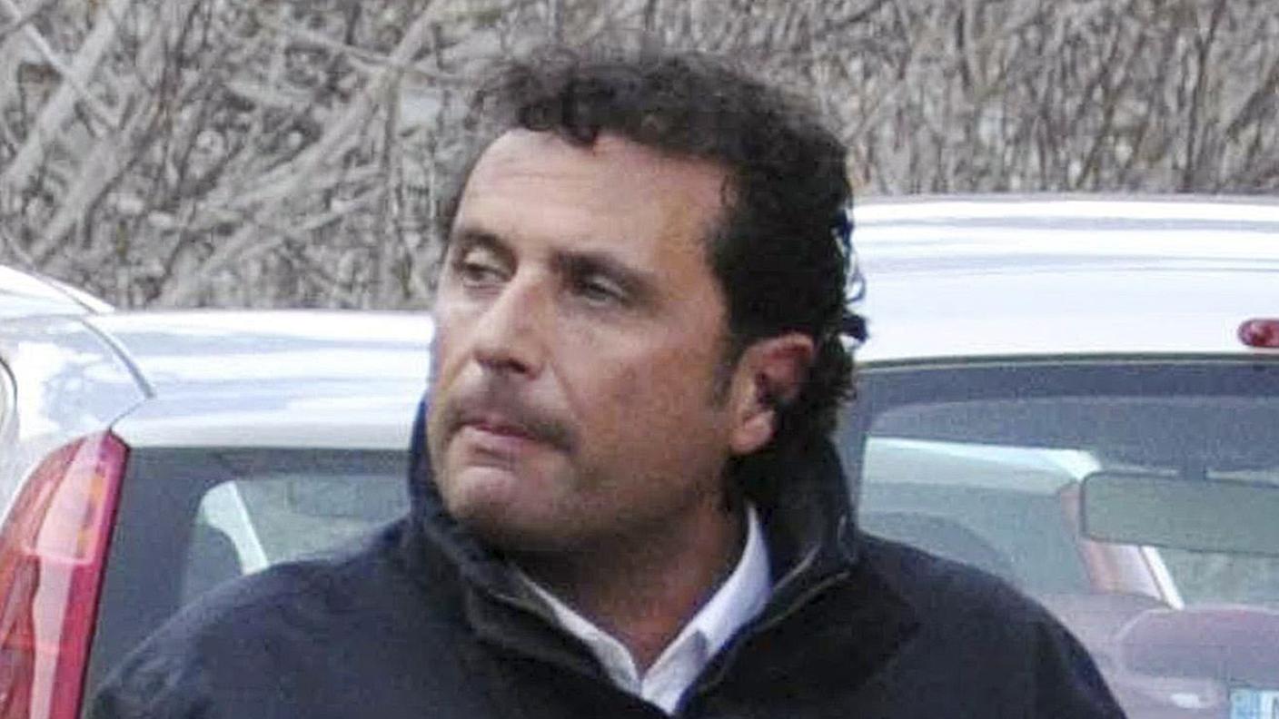 Francesco Schettino 23.2.2012 re.jpg