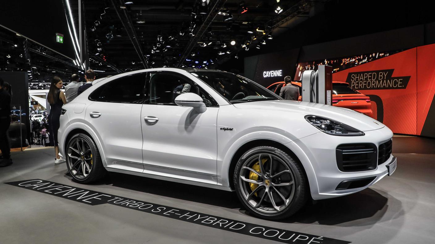 Il nuovo Porsche Cayenne Coupé è un'altra novità di rilievo della marca tedesca alla IAA