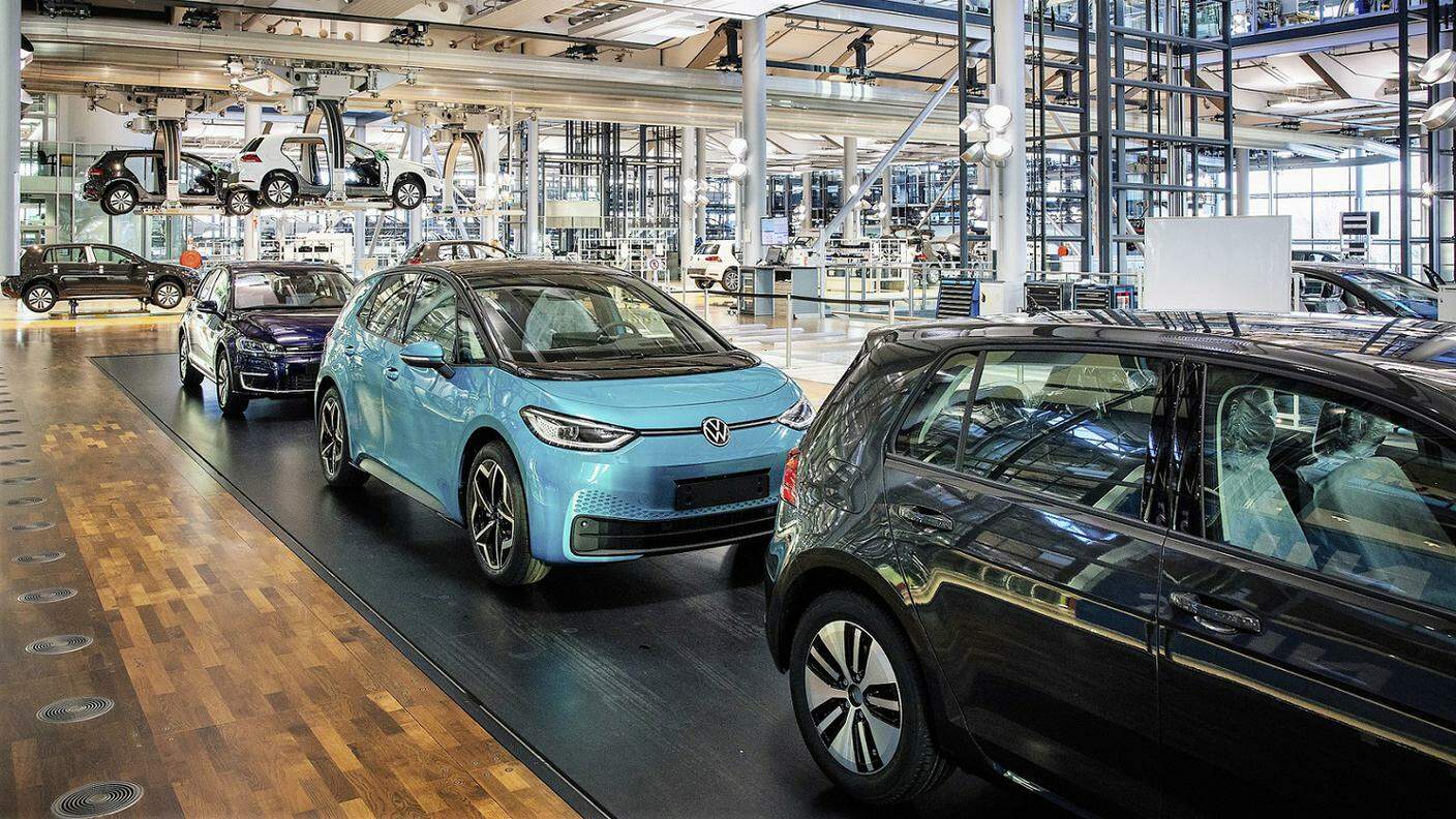 Auto elettriche come le VW e-Golf e ID.3 hanno contribuito al successo dei veicoli "verdi"