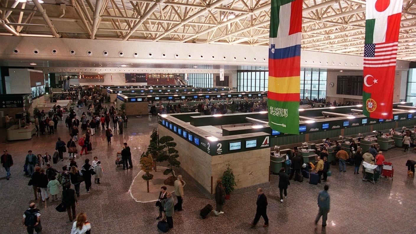 Una vista interna del Terminal 1 di Malpensa