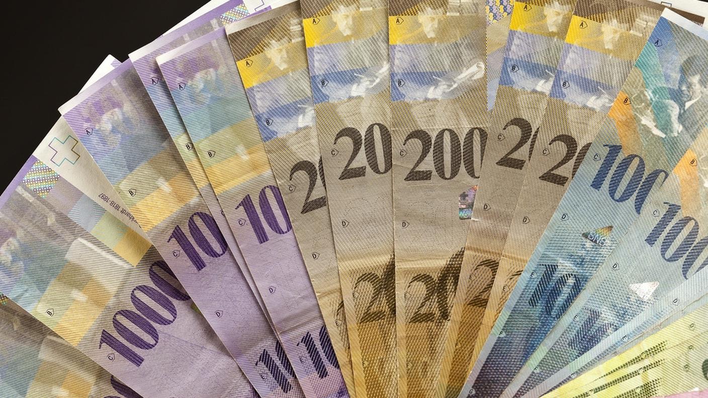 ky_franchi_svizzeri_soldi_valuta_economia.JPG