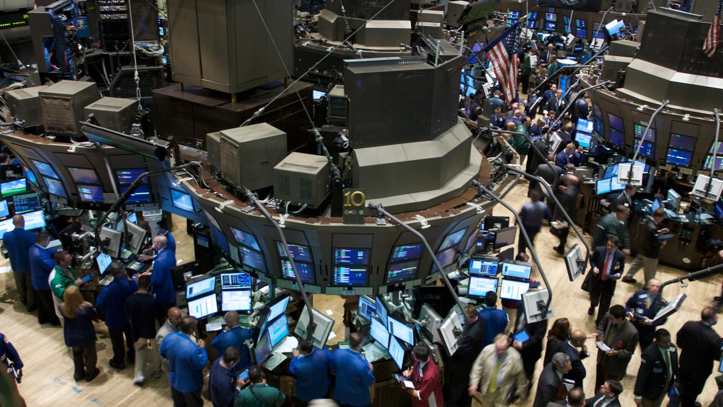 wall street1.jpg
