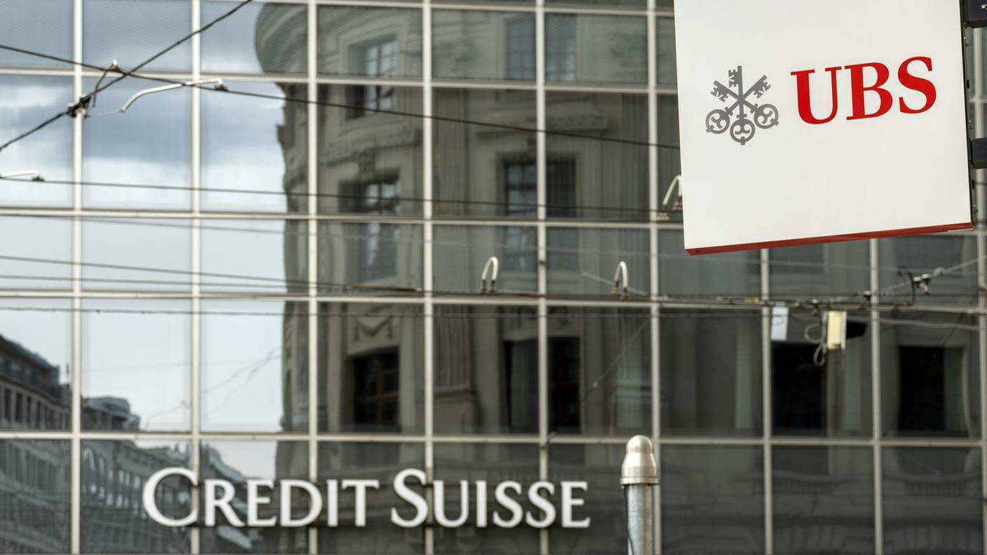 L'integrazione di Credit Suisse in UBS porterà a massicci tagli di impieghi
