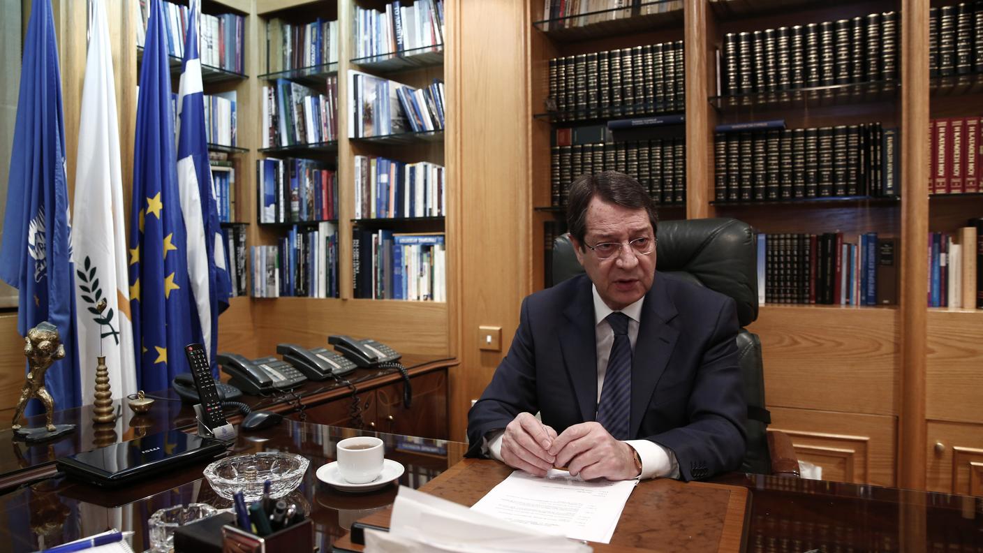 Anastasiades Cipro 24.2.13 re.jpg