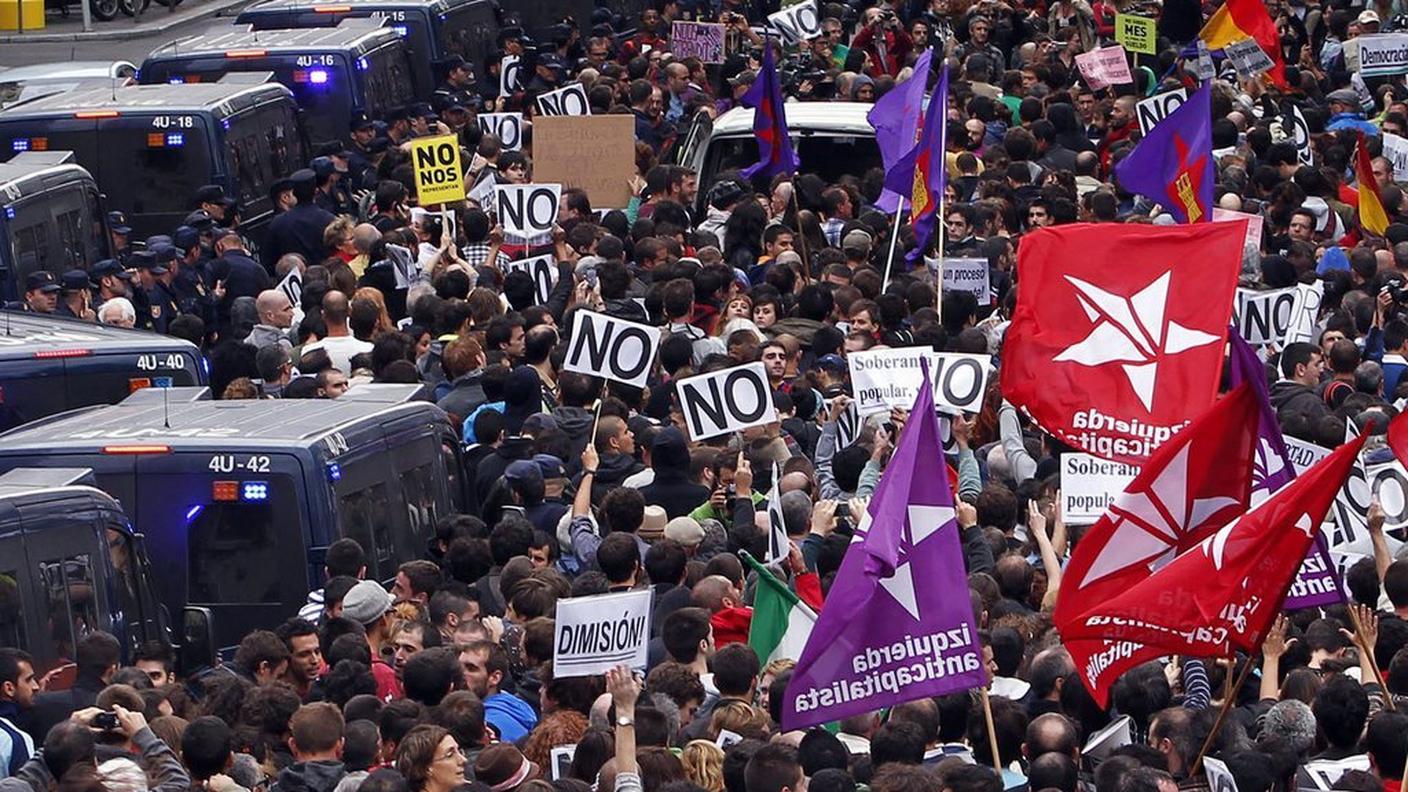 ...mentre il malcontento della popolazione aumenta