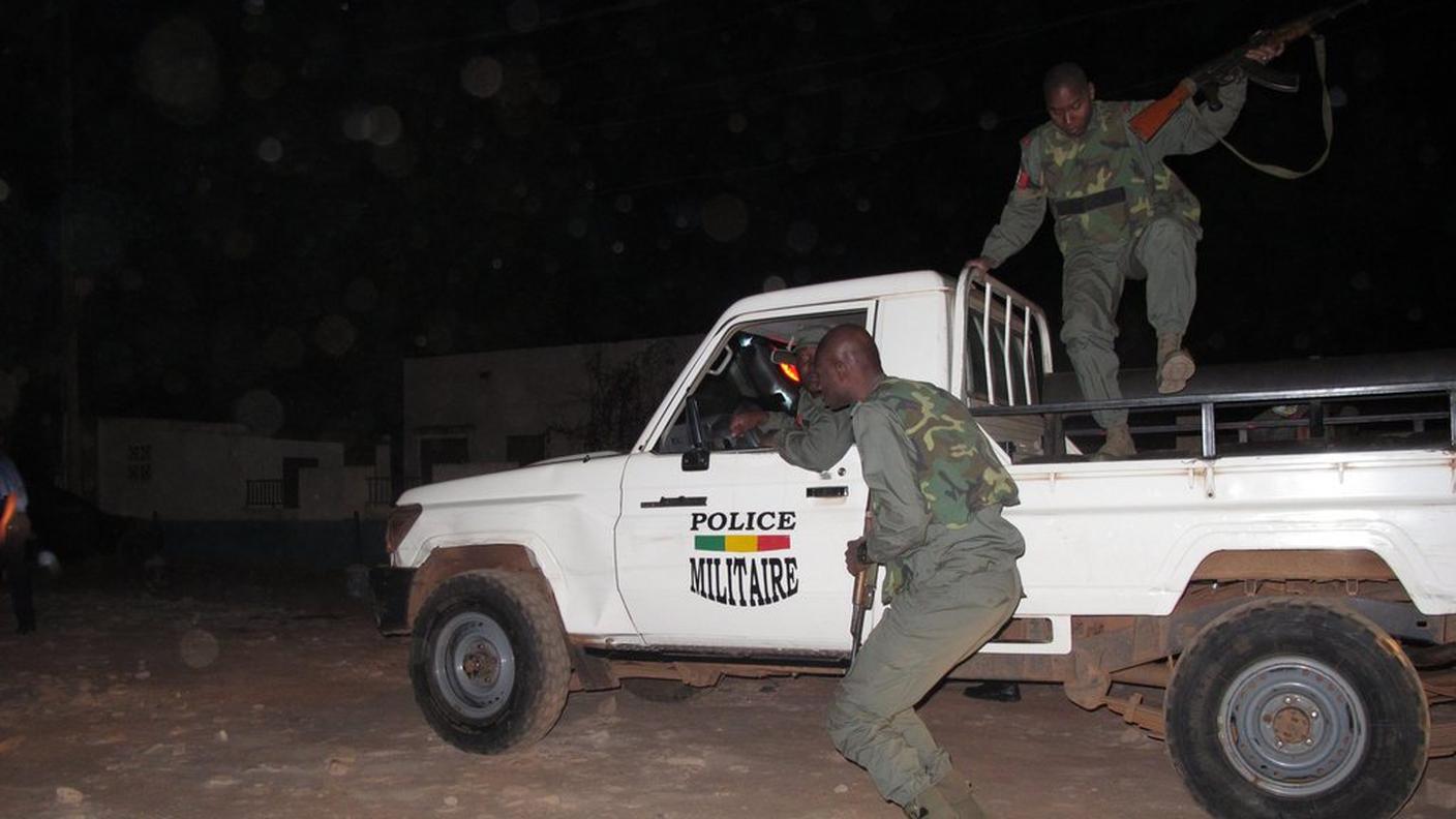 L'offensiva degli integralisti segue l'attentato di Bamako, costato la vita a 5 persone
