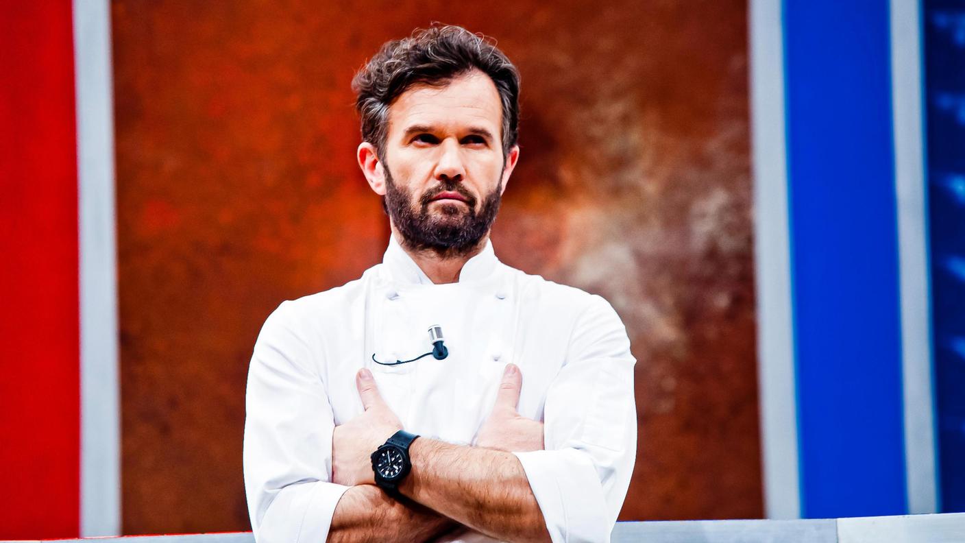 A rischio sostituzione lo chef Carlo Cracco