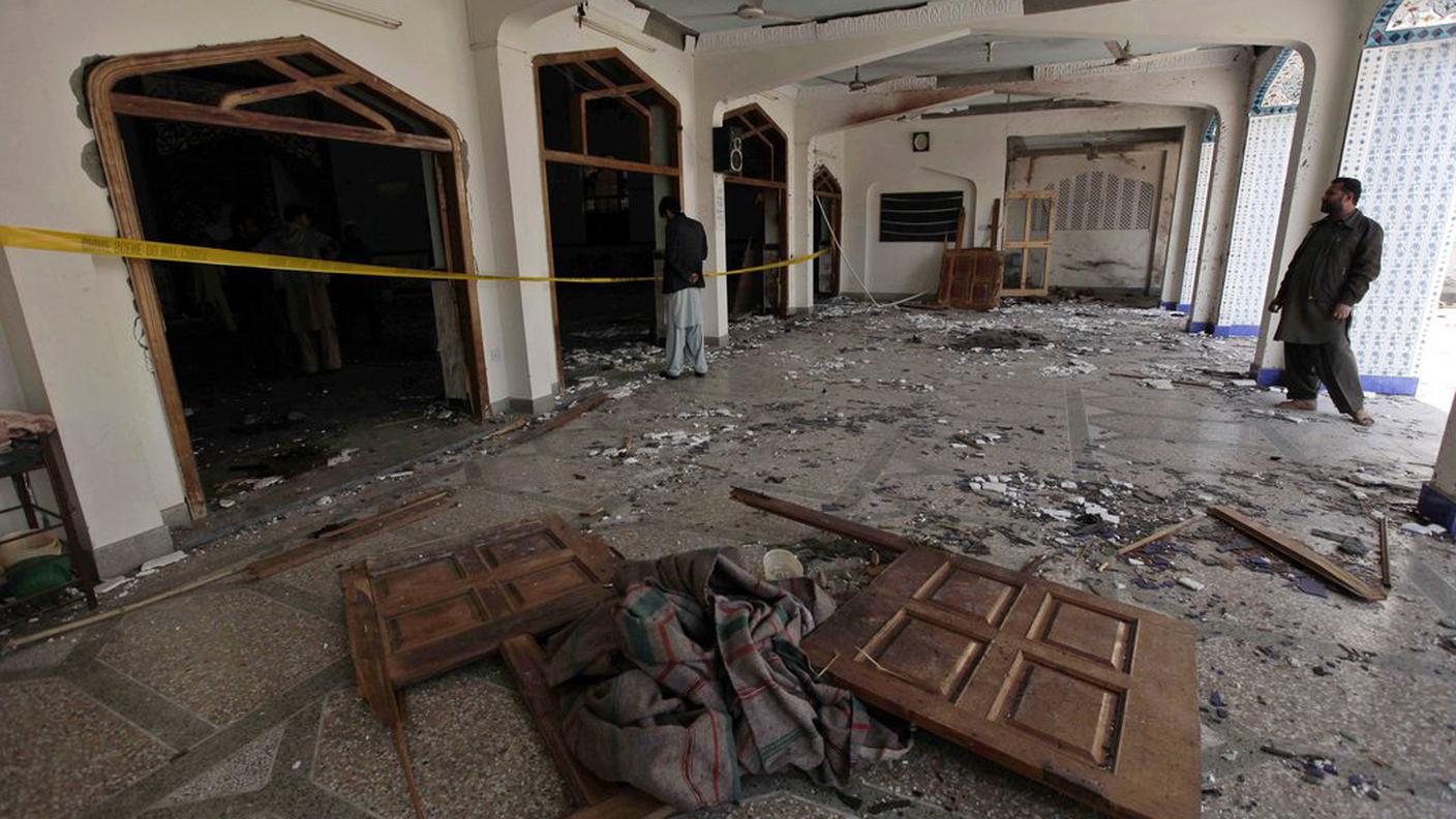 La scuola devastata dai terroristi