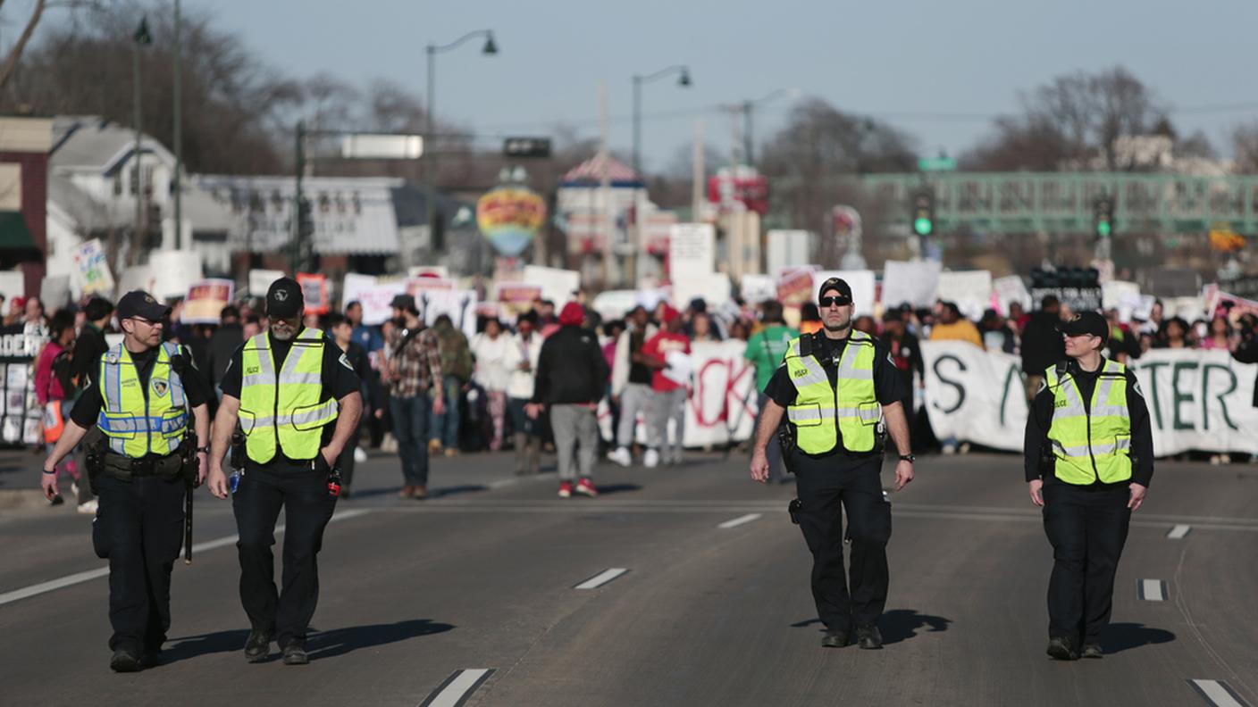 Le proteste invadono anche Madison