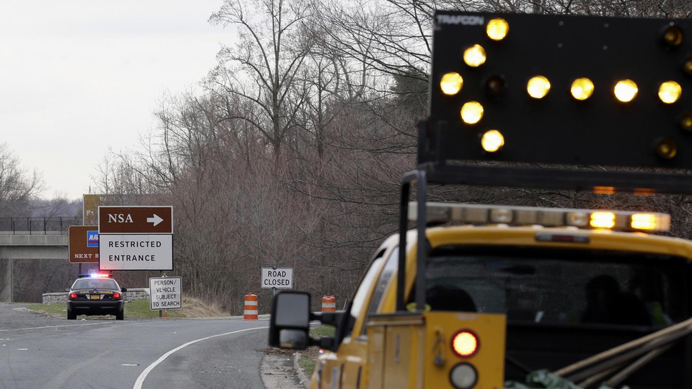 Bloccato l'accesso della strada che porta alla NSA