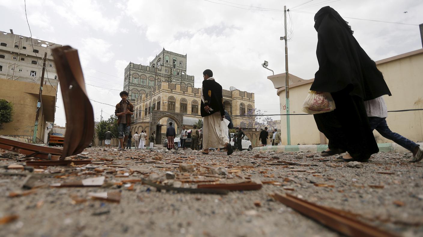 Sanaa è stata colpita anche mercoledì dai raid della coalizione