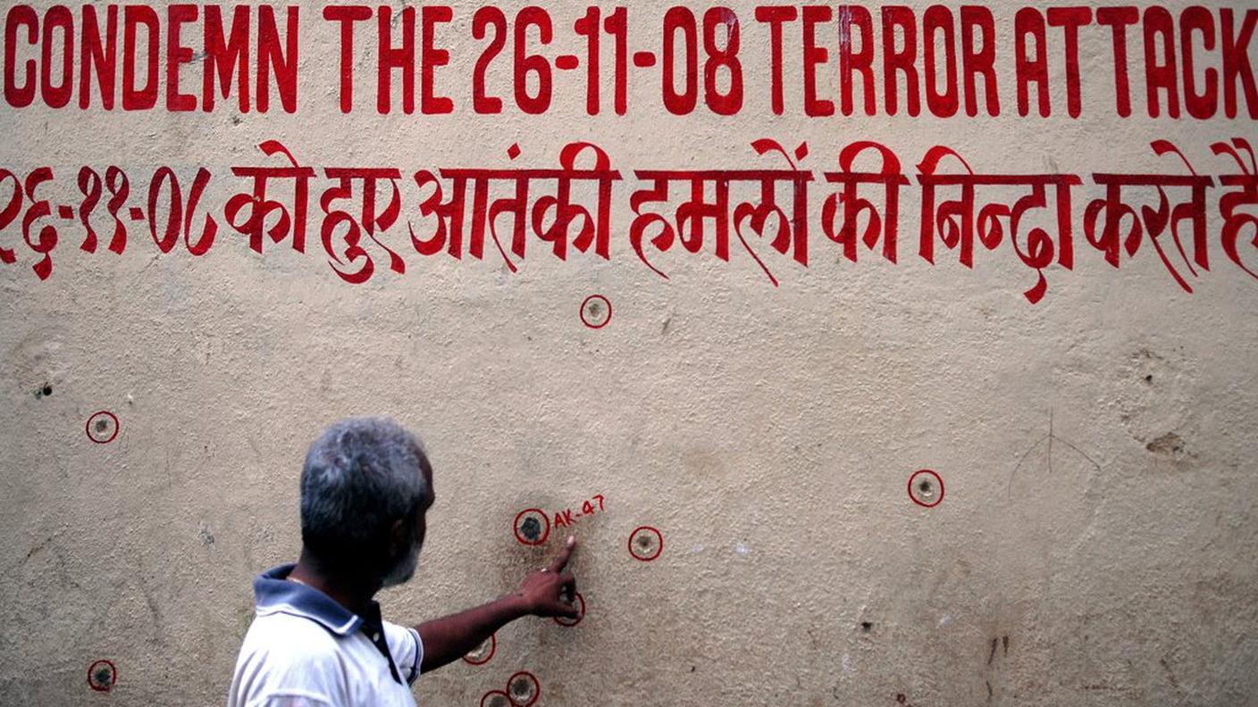 Una strage che non è stata dimenticata a Mumbai 