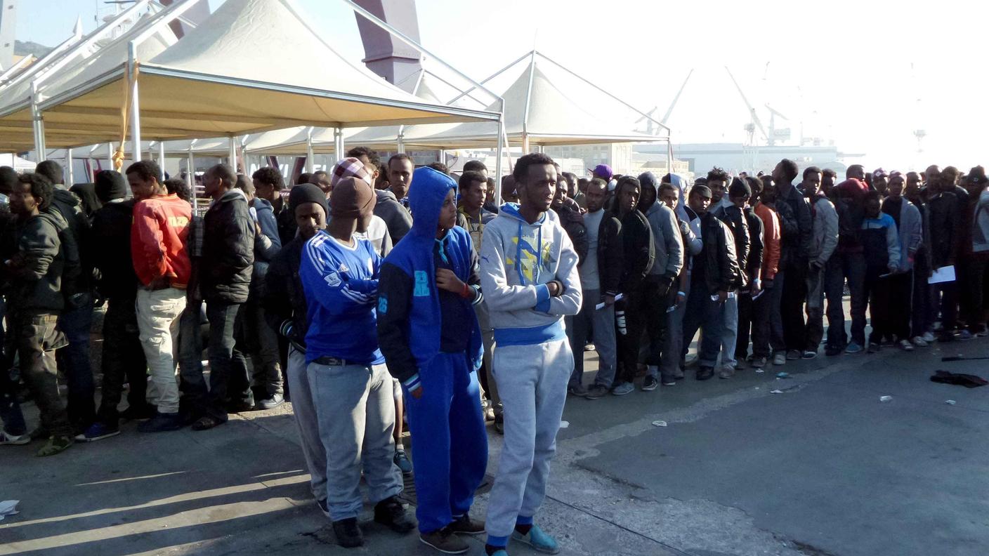 Decine di persone, ogni giorno, sbarcano a Palermo