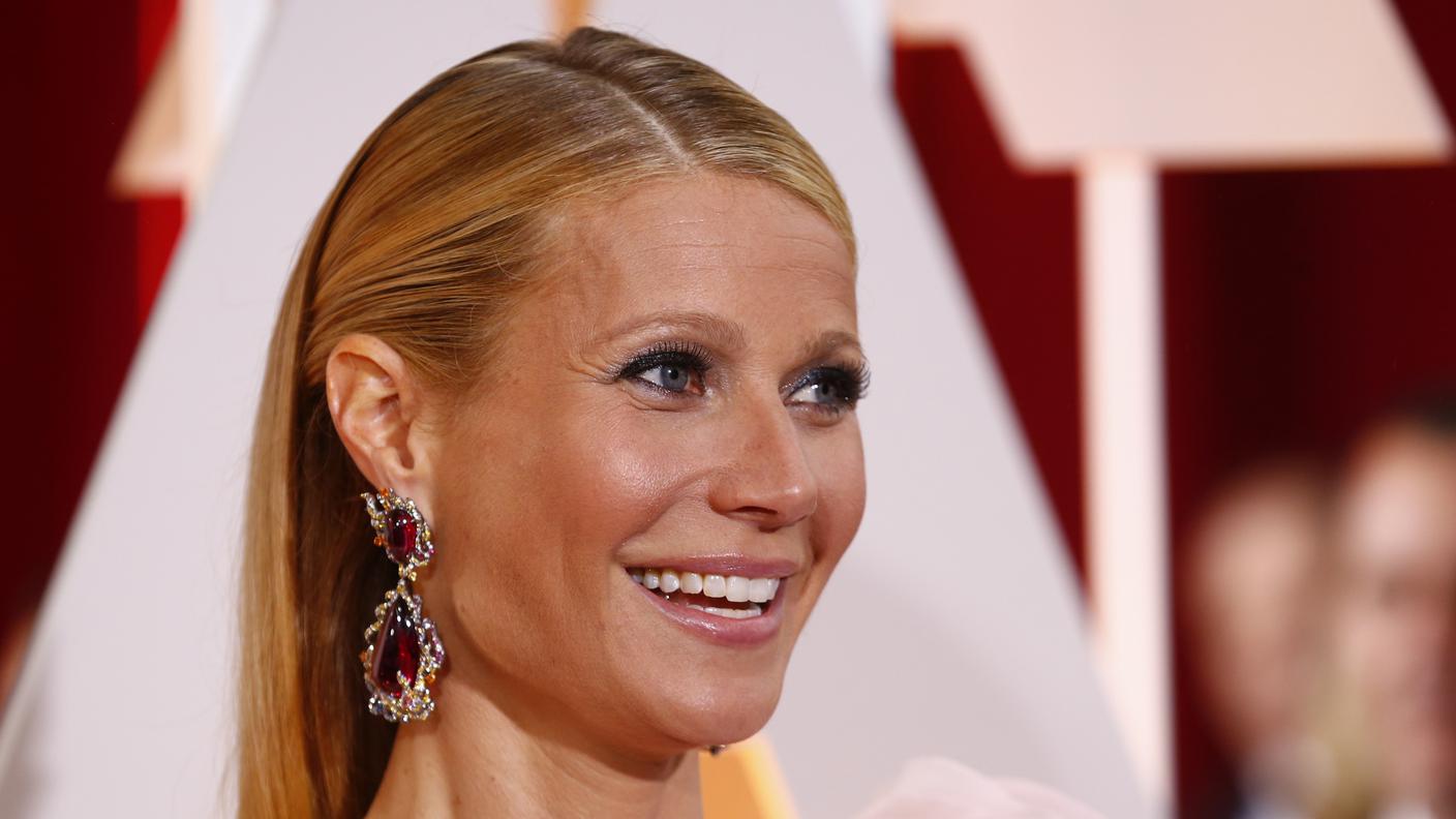La Paltrow ha ceduto anche per "mezzo pacchetto di caramelle alla liquirizia"