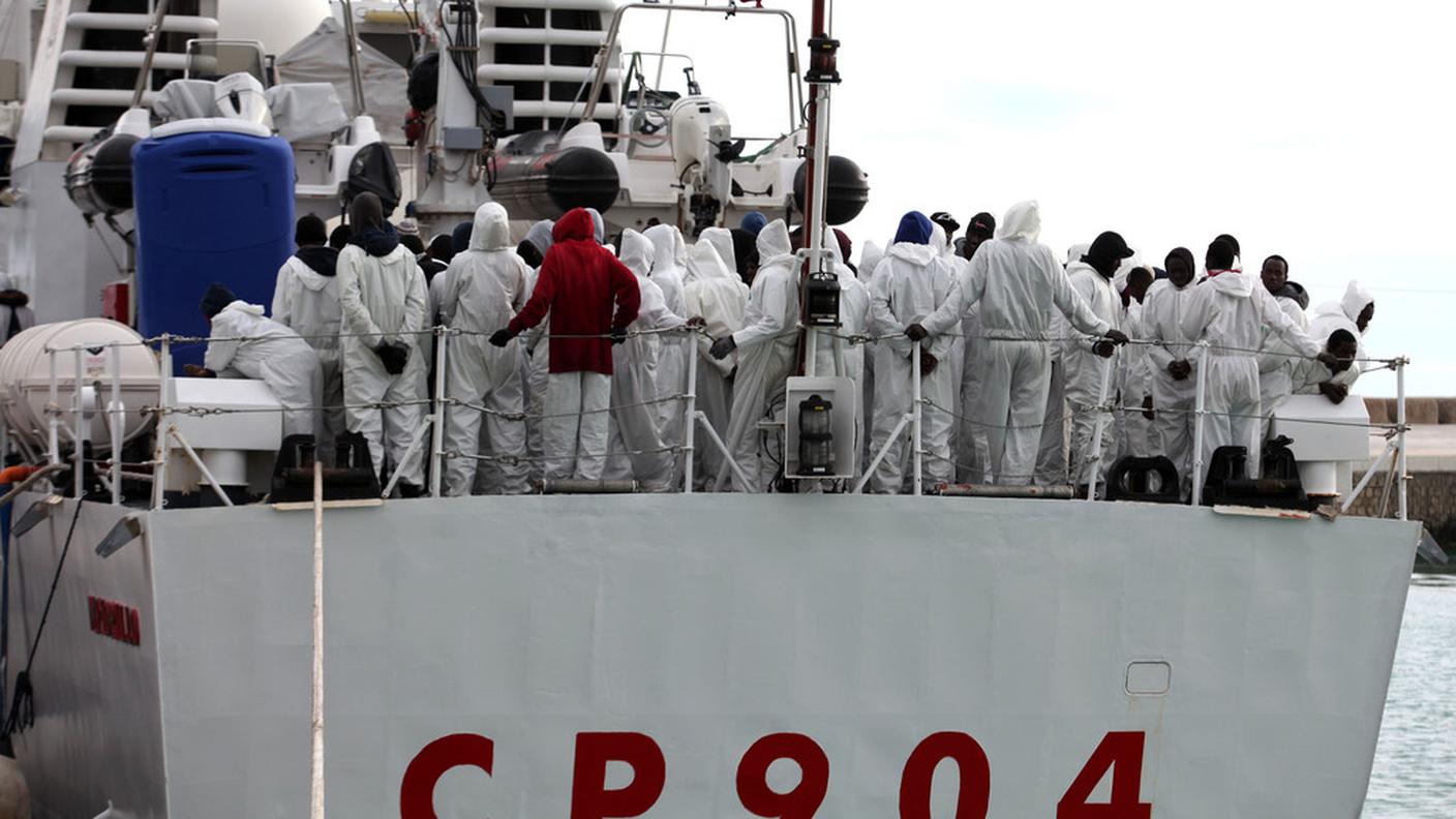 Le operazioni di salvataggio esercitano un richiamo su altri profughi