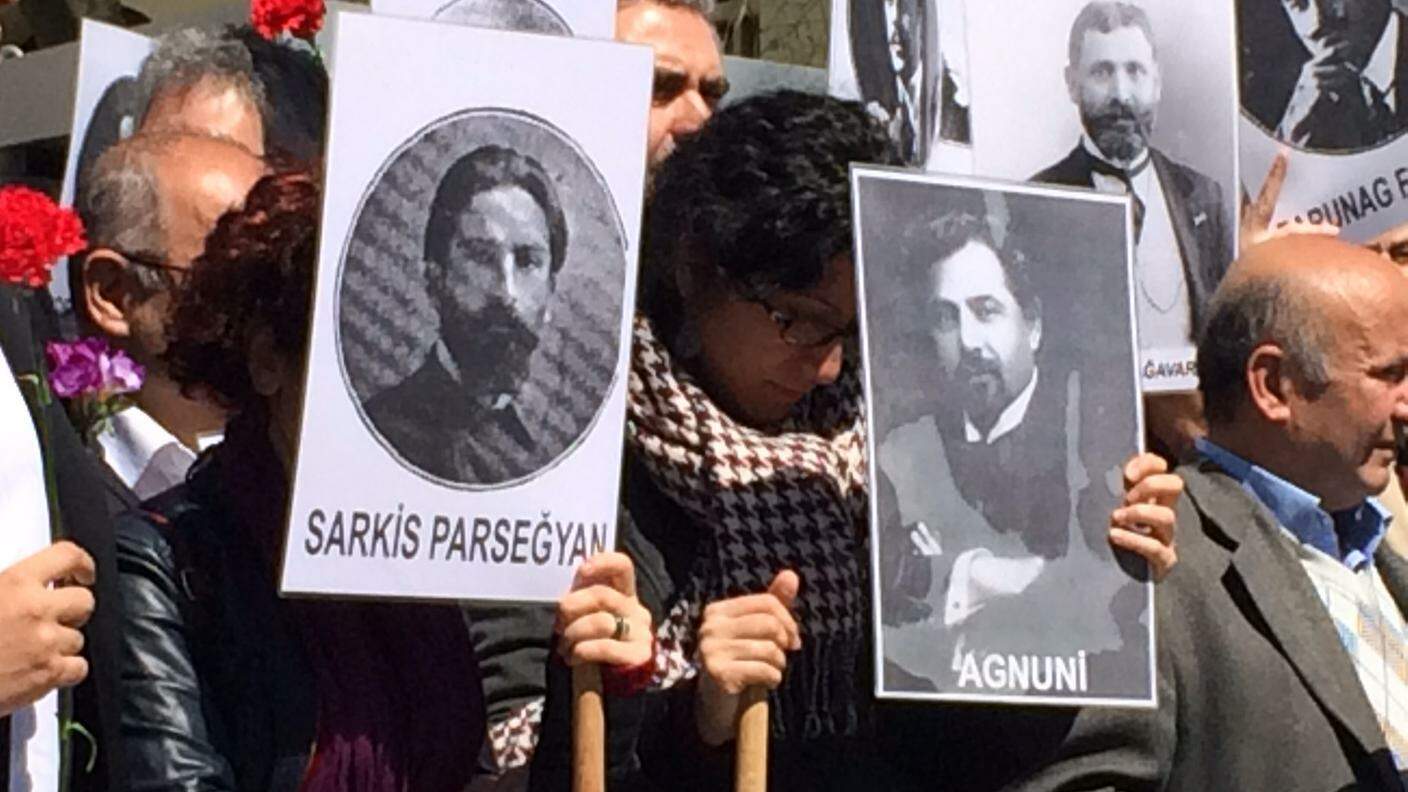 Le foto di alcune delle vittime del massacro armeno