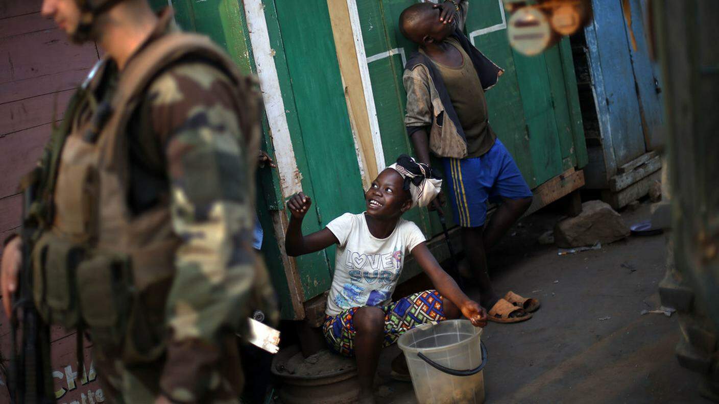 Un milite francese a Bangui