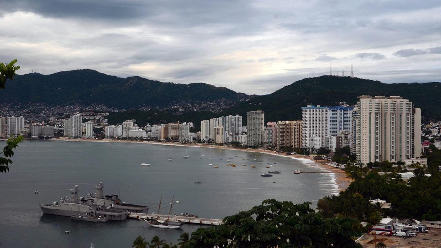 acapulco key.JPG