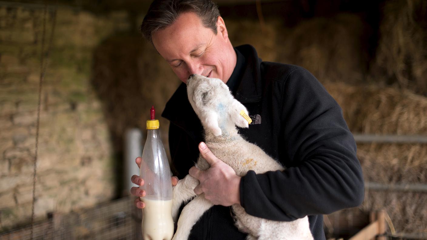 Cameron cerca di intenerire gli elettori