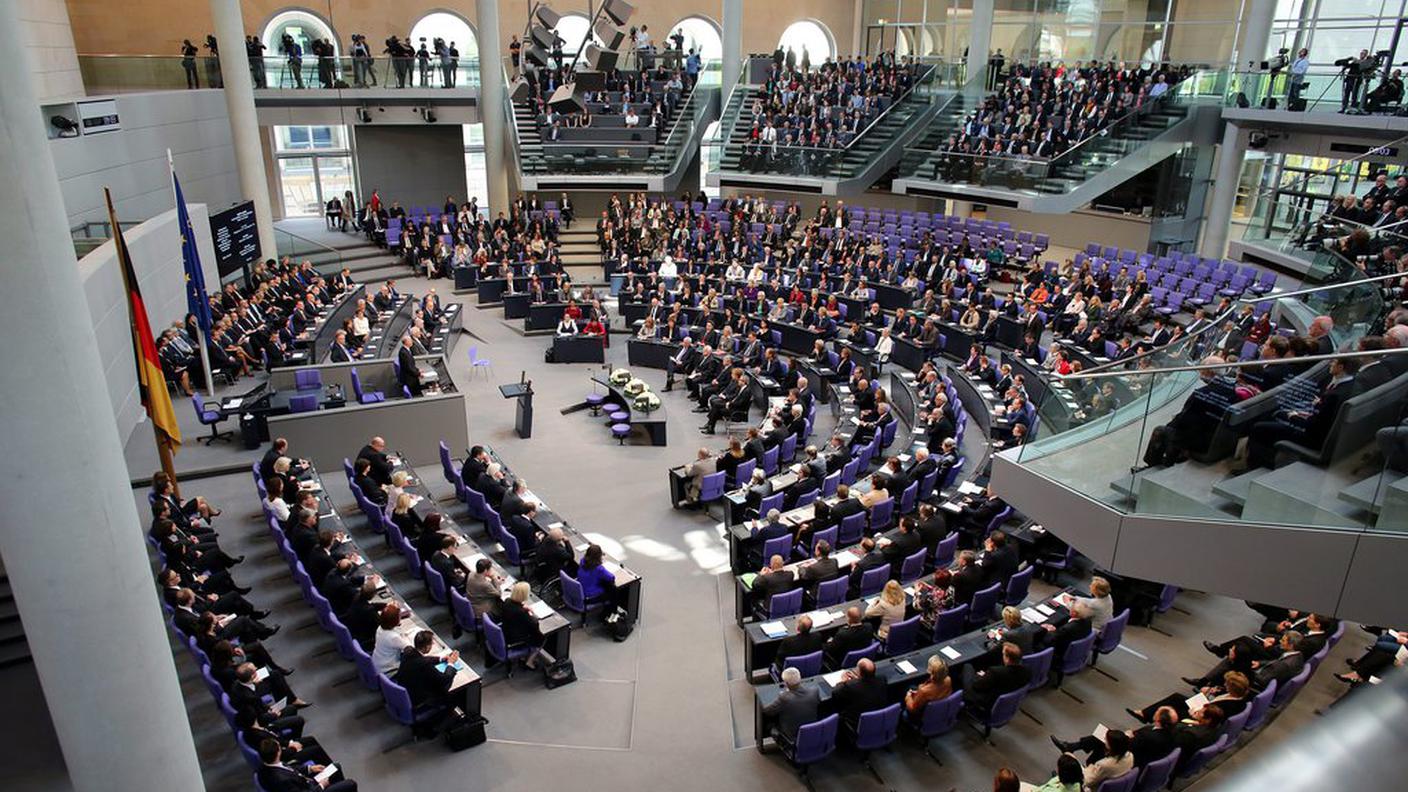I membri del Bundestag ricordano la fine della guerra
