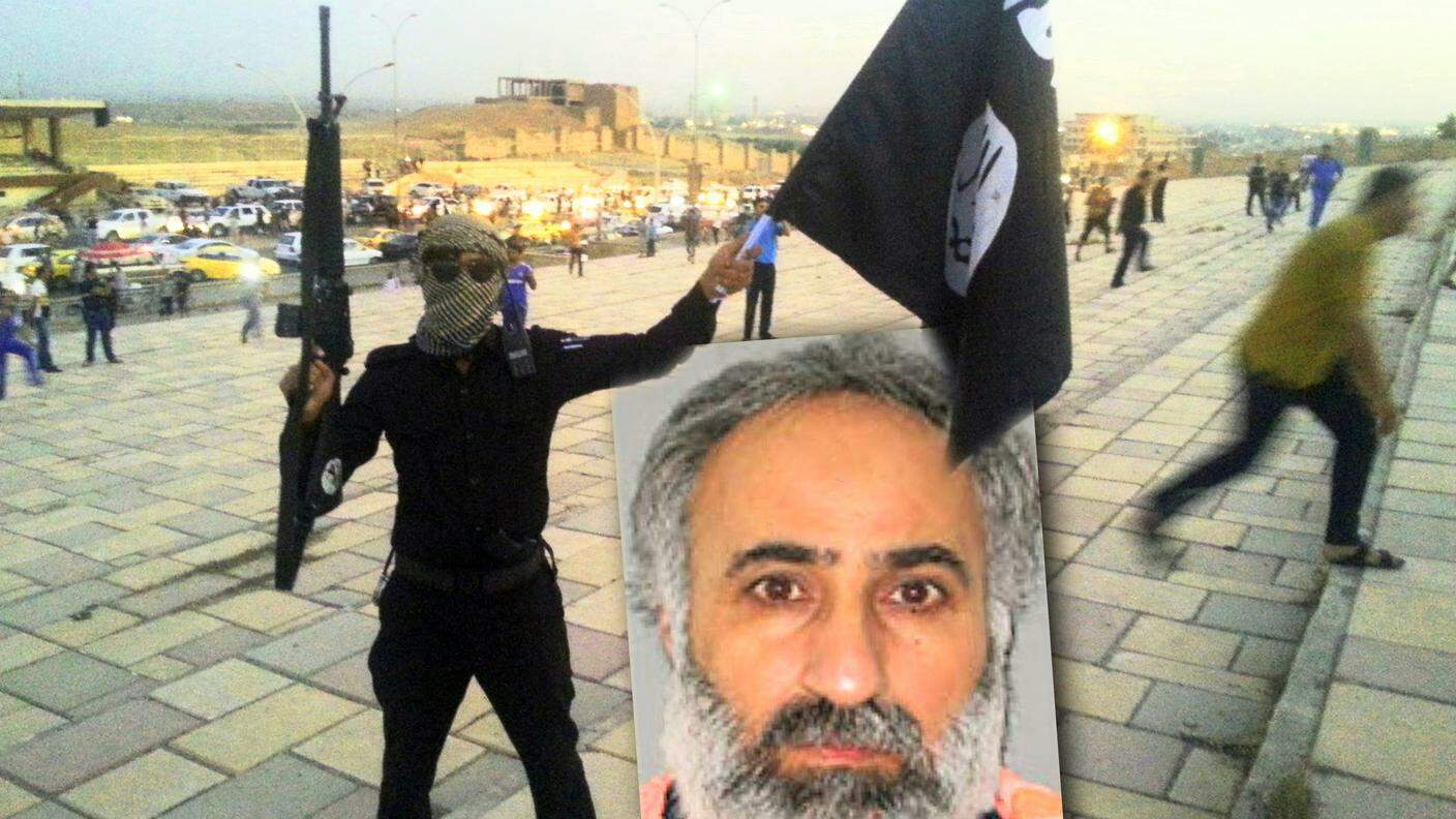 L'IS a Mosul, in Iraq; nella foto piccola, Abu Alaa al-Afri