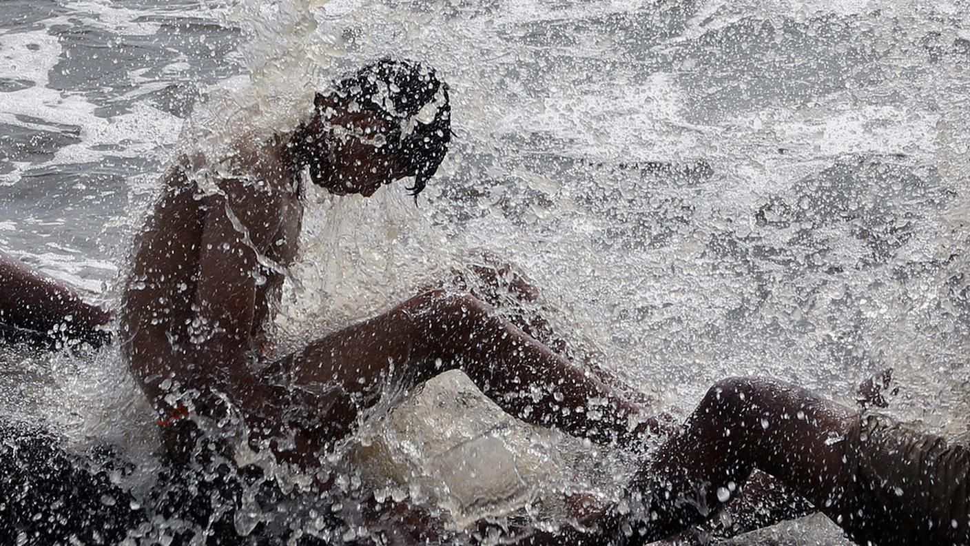 In arrivo il monsone estivo sul caldo killer in India