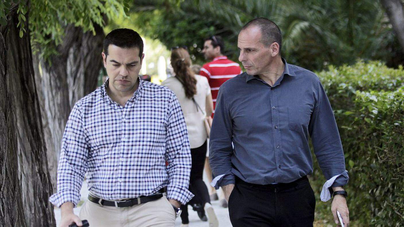 Alexis Tsipras con il ministro delle finanze Yanis Varoufakis