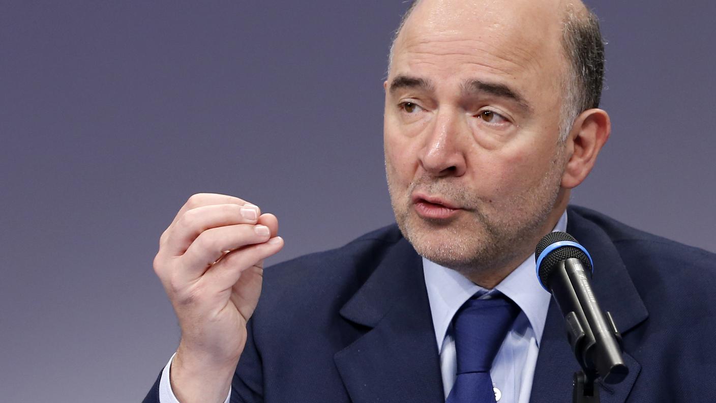 Il commissario europeo Moscovici spiega che l'UE aspetta risposte da Tsipras