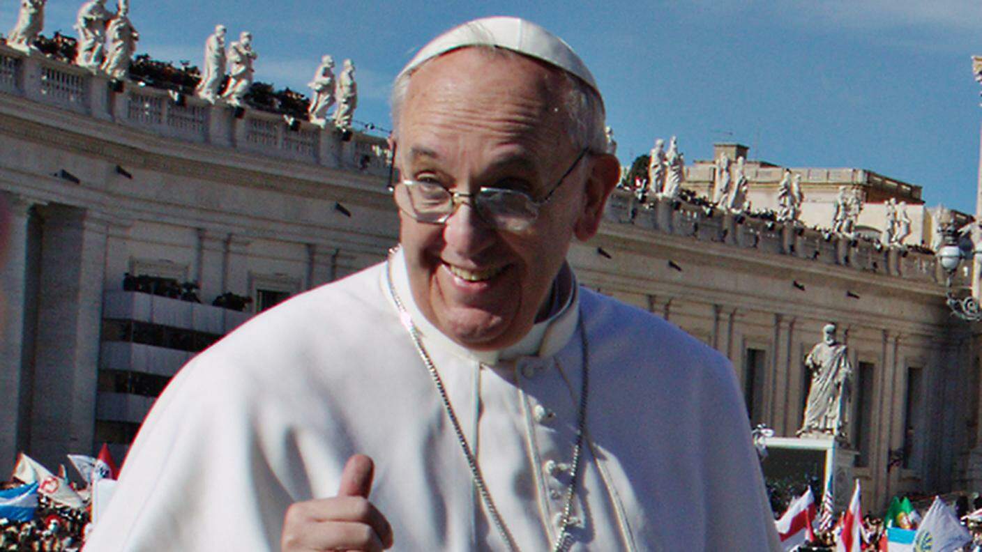 L'enciclica di Papa Francesco sull'ambiente, Laudato si', arriva anche sui social network con un tweet ogni ora
