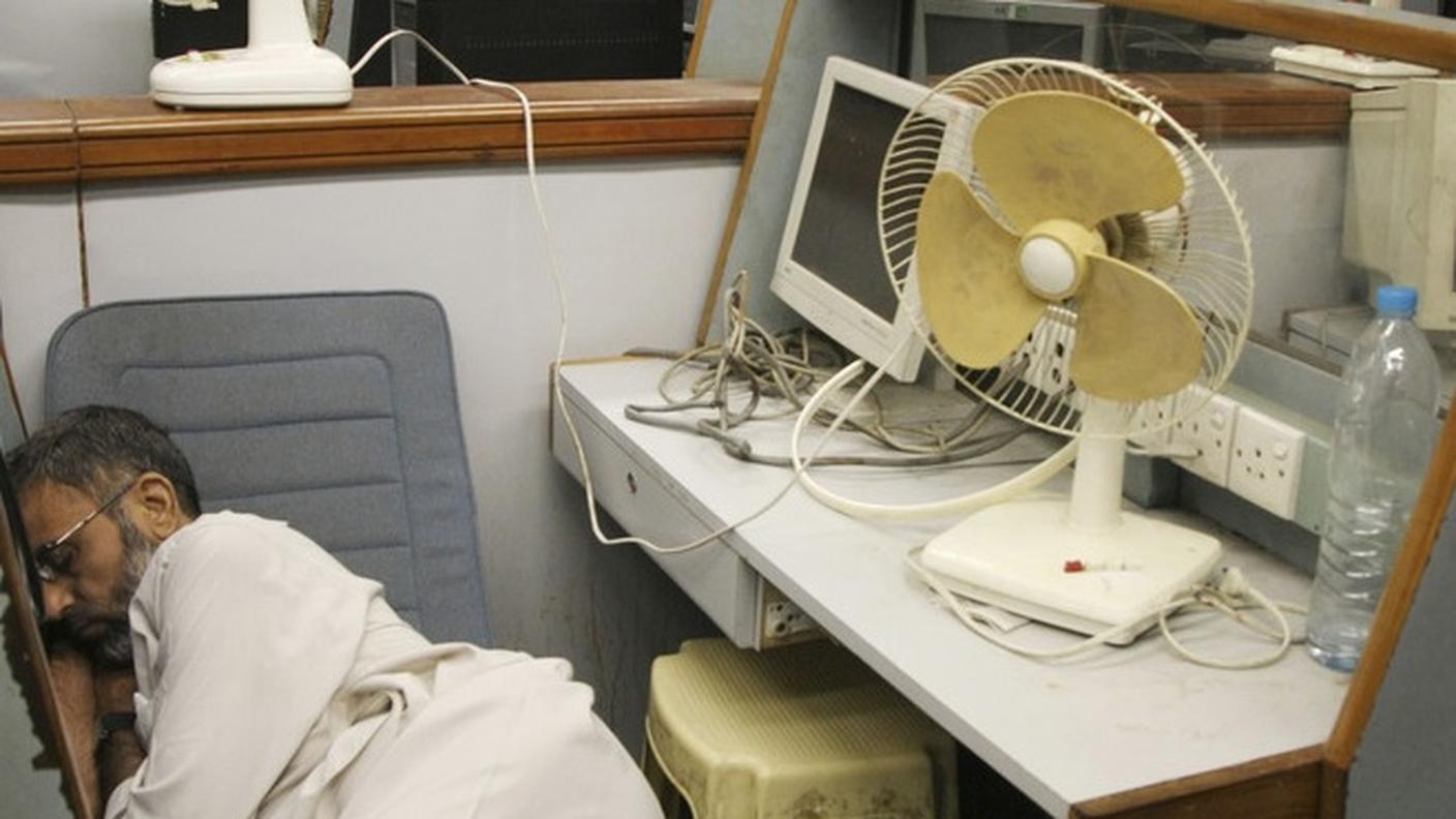 Insopportabile il caldo ovunque senza aria condizionata