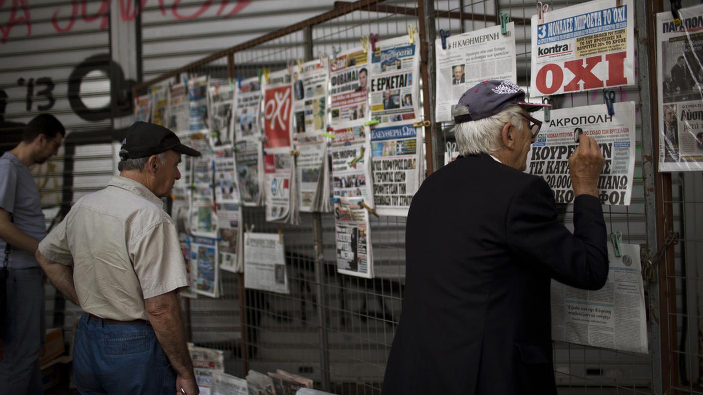 Le prime pagine dei quotidiani greci