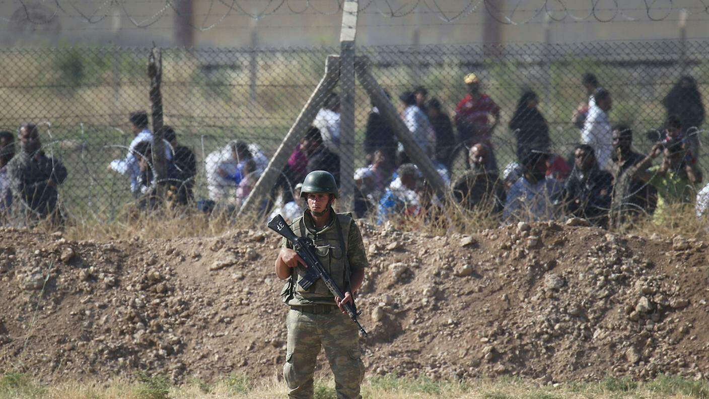 Soldati turchi al confine con la Siria
