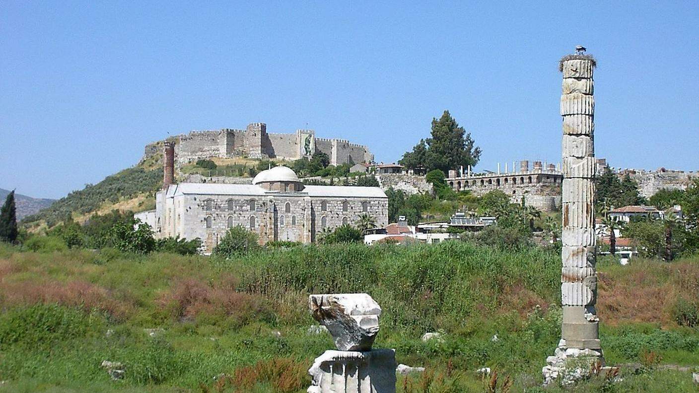 I resti dell'antico tempio di Artemide