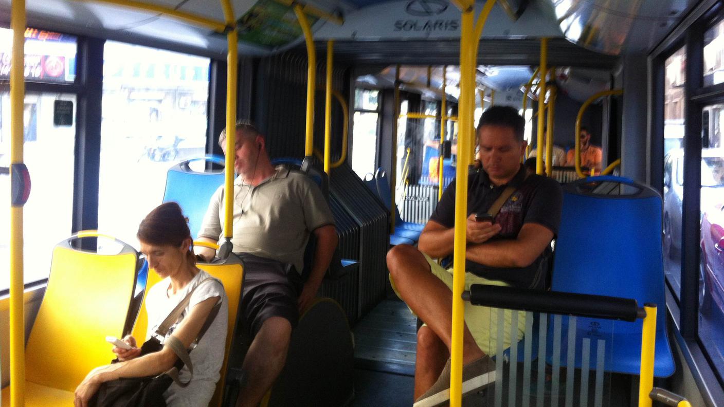 Trasporti pubblici quasi vuoti per il caldo