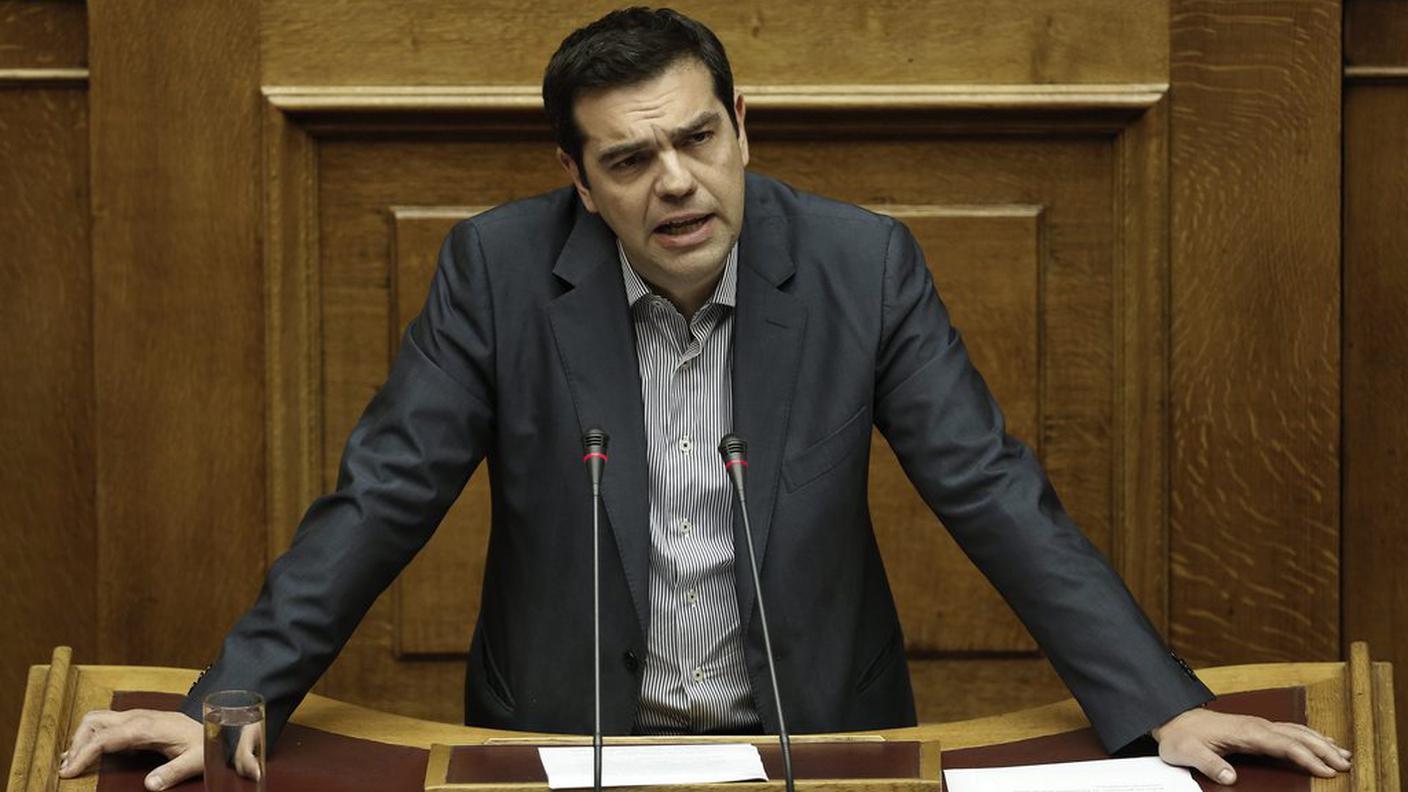 Alexis Tsipras, venerdì sera, durante l'intervento in Parlamento
