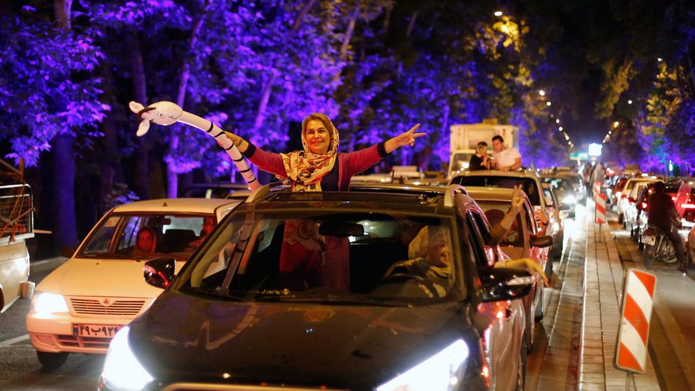 Celebrazioni nelle strade di Teheran