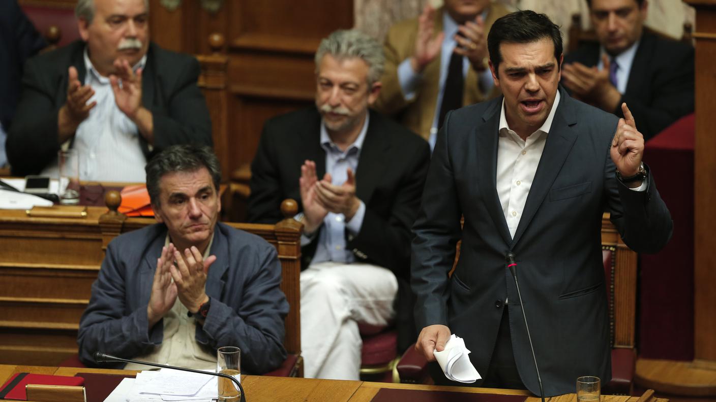 Il premier cerca di convincere i parlamentari