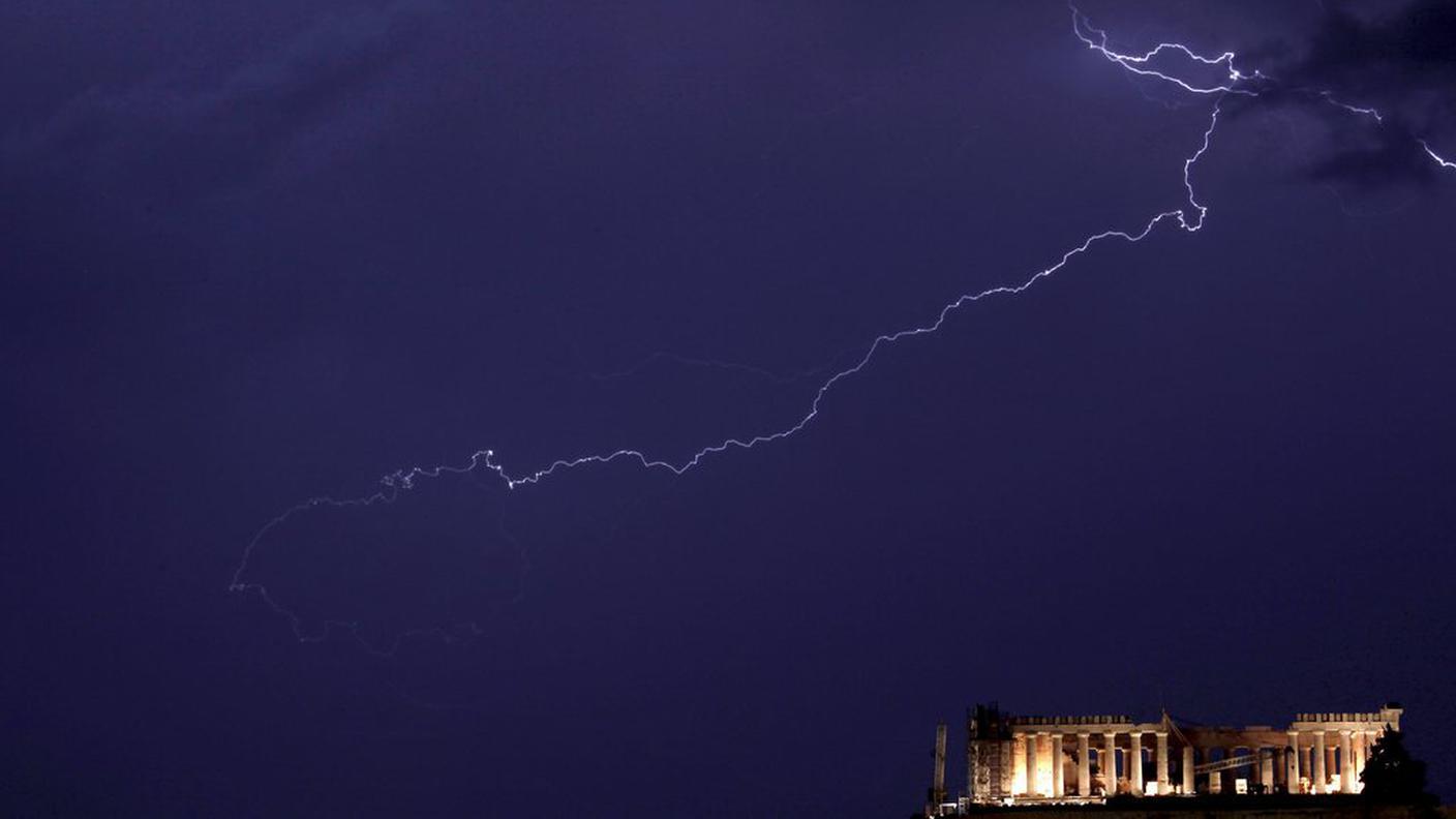 Cielo tempestoso sull'Acropoli