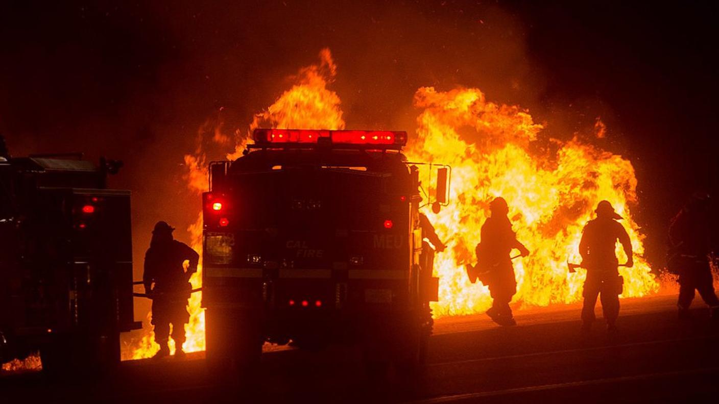 Tra le cause scatenanti degli incendi non solo la siccità, ma anche le azioni dei piromani